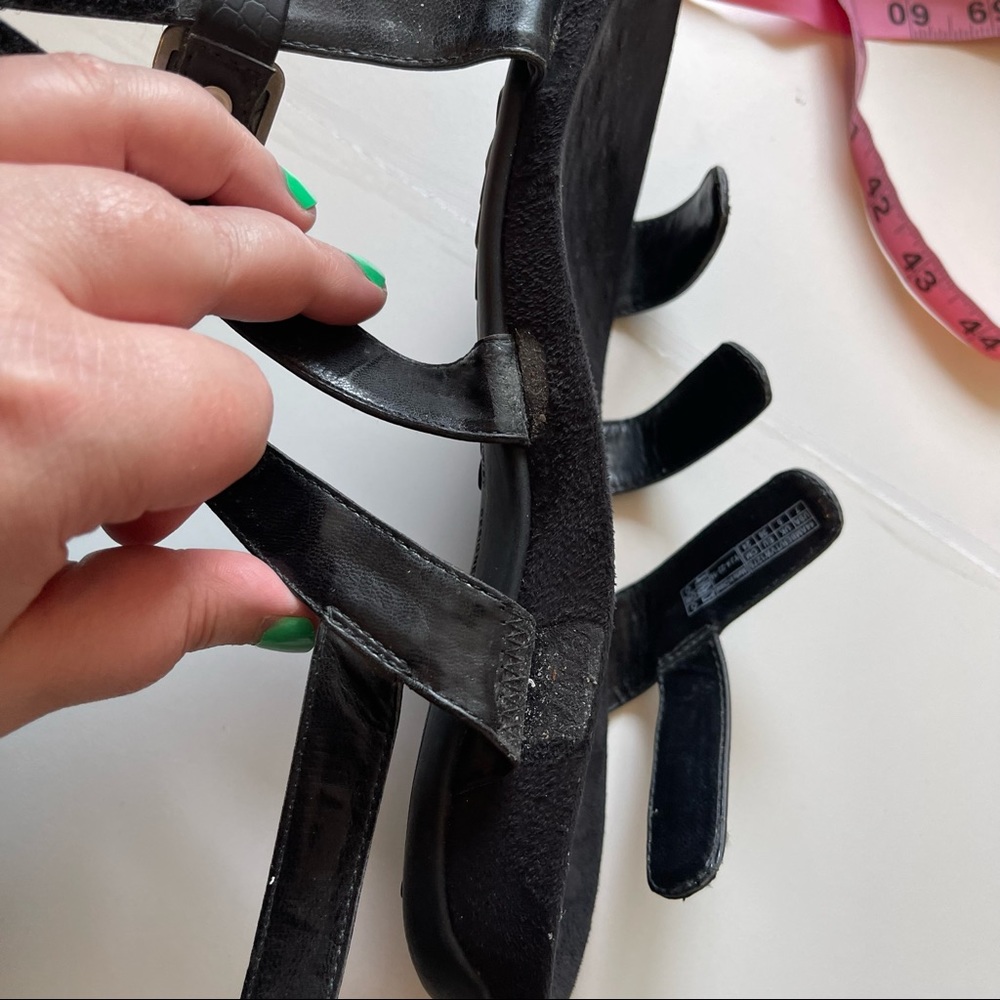 Vionic Amber Adjustable Sandals Black Crocodile 7 - image 6